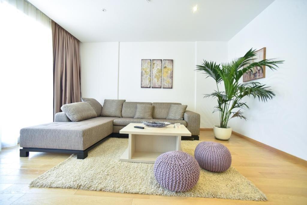 Apartment Deta Wow