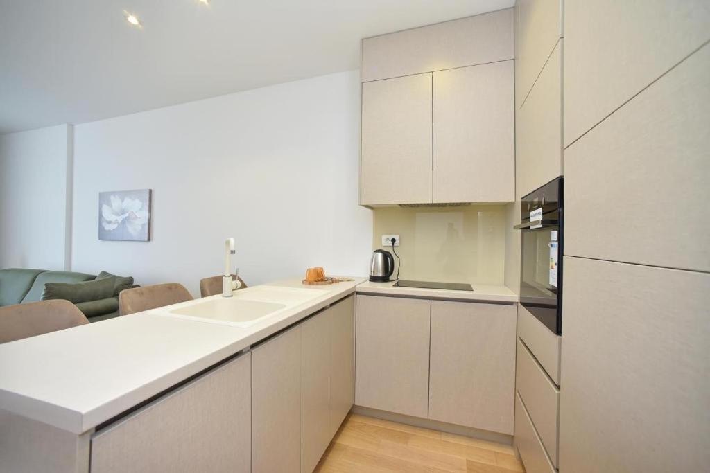 Deta Wow Apartment Budva